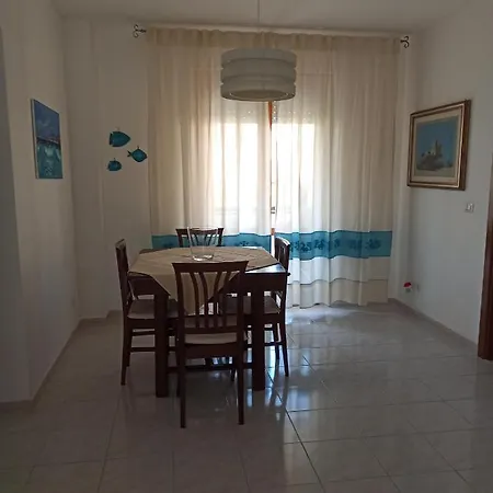 A 300 M Dal Mare: Signorile E Silenzioso דירה אלגהרו